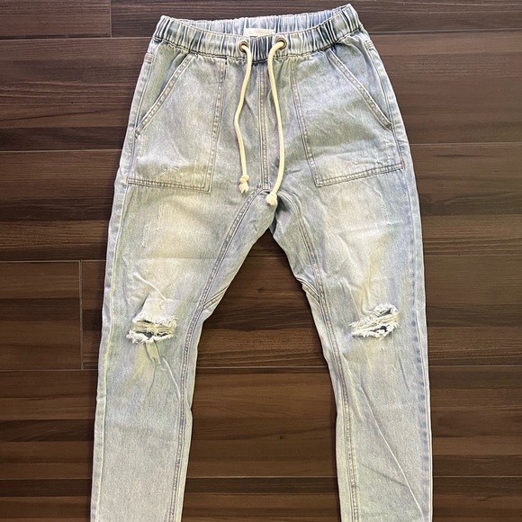 Shop Talulah Drawstring Jeans - Picture 2 of 5